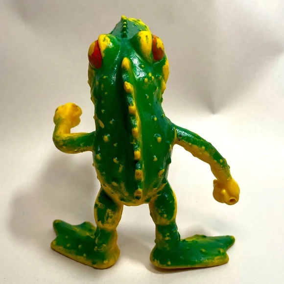VTG 1982 ARCO Froggacuda The Other World Monster of Red Lake Action Figure